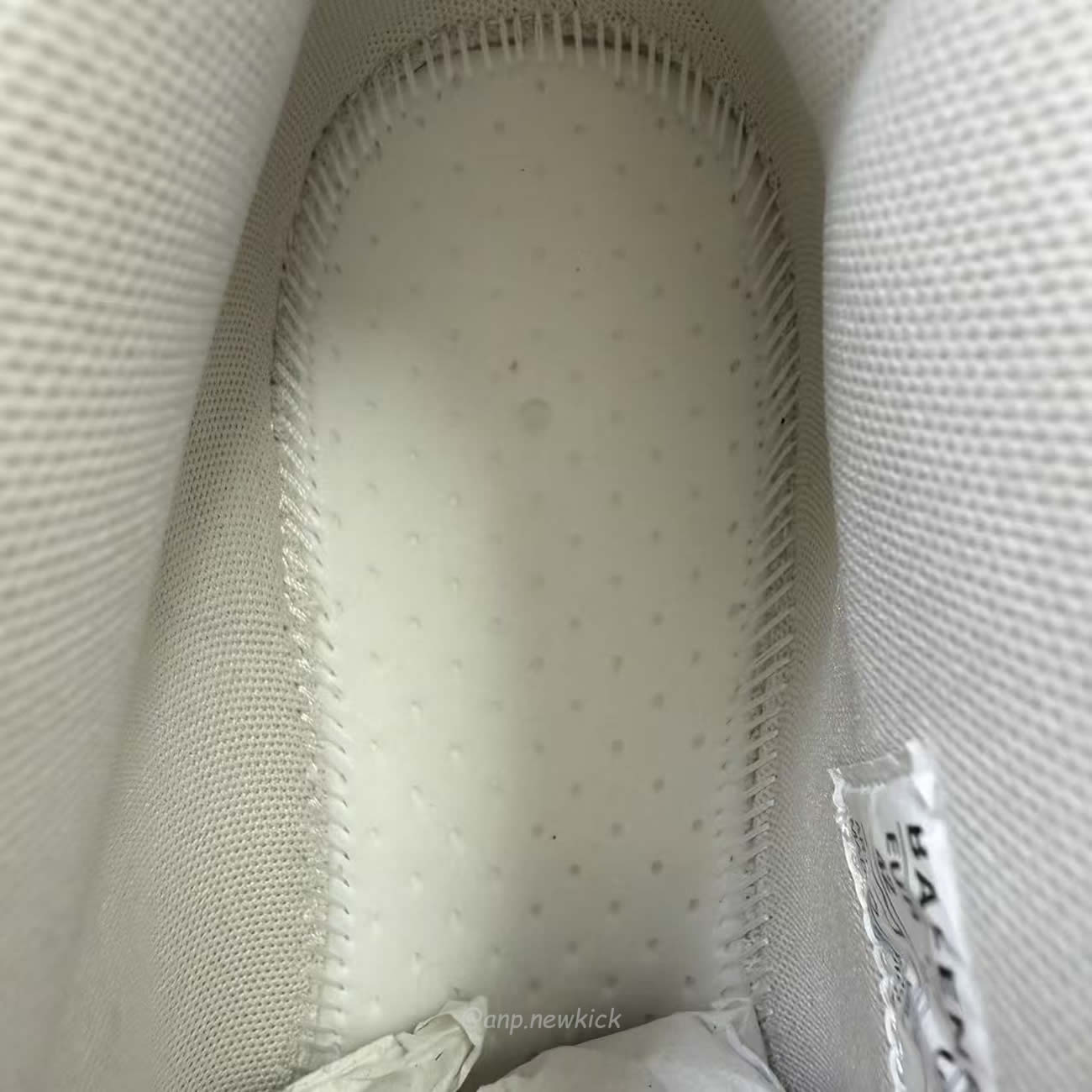 Balenciaga Basketball Sneaker In White 824909 Wbkbm9000 (14) - www.newkick.org